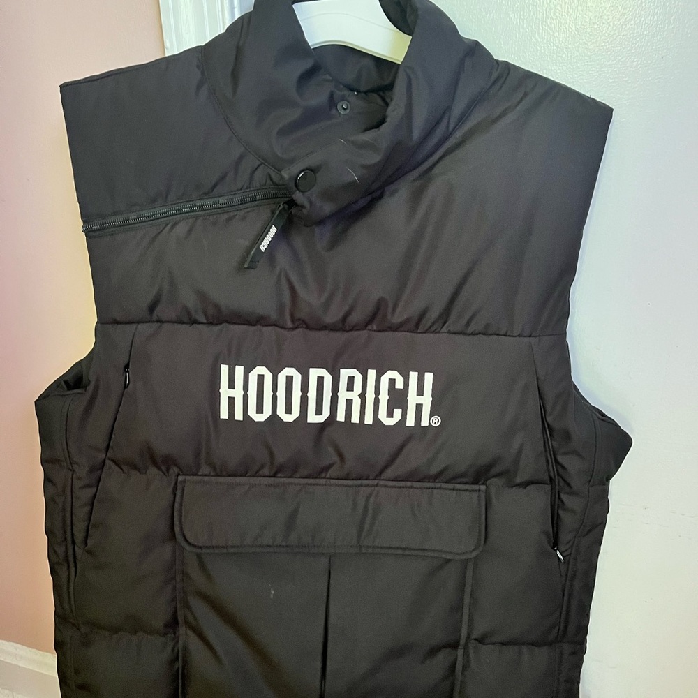 Hoodrich Puffer Vest- men’s medium